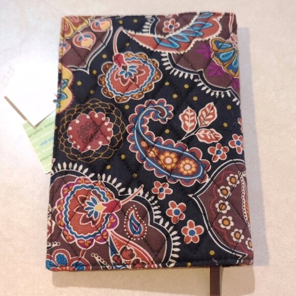 Vera Bradley Quilted Fabric Paperback Book Cover in Ret. Kensington Pattern NWT - Picture 7 of 7